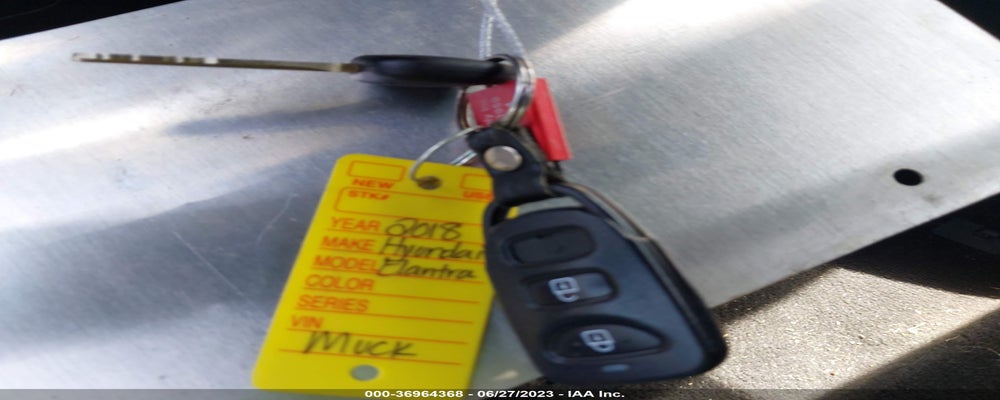 5NPD84LF0JH230305 2018 HYUNDAI ELANTRA photo no. 11