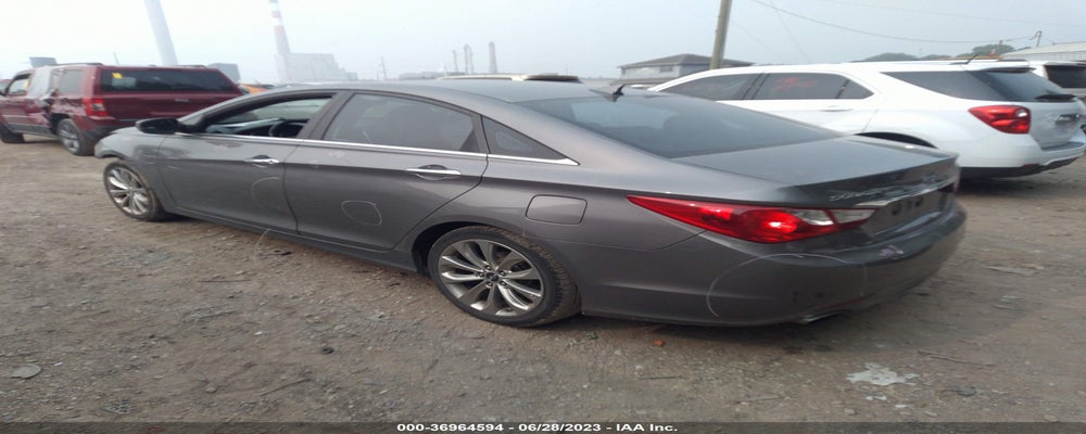 5NPEC4AC7BH060974 2011 HYUNDAI SONATA photo no. 3