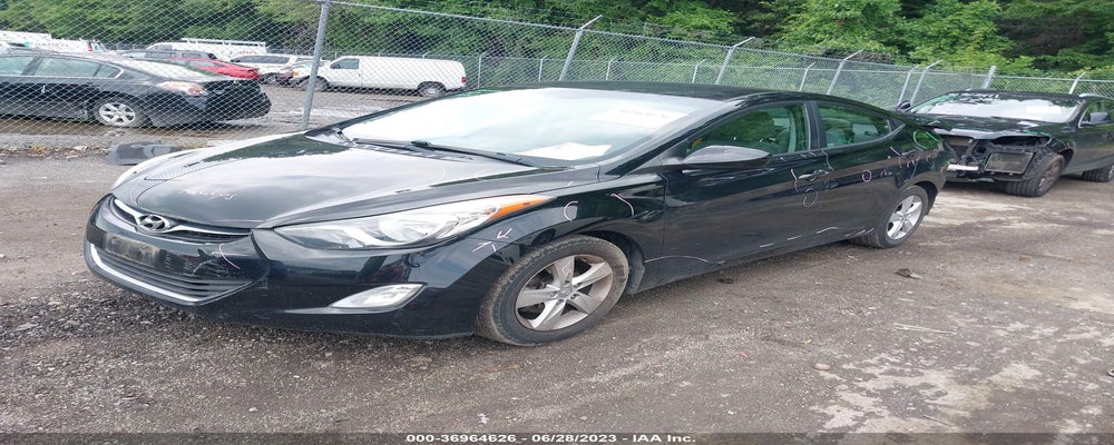 5NPDH4AE8DH189727 2013 HYUNDAI ELANTRA photo no. 2