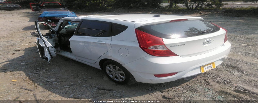KMHCT5AE5DU139532 2013 HYUNDAI ACCENT photo no. 3