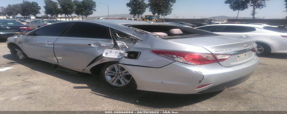 5NPEB4AC8EH925071 2014 HYUNDAI SONATA photo no. 3