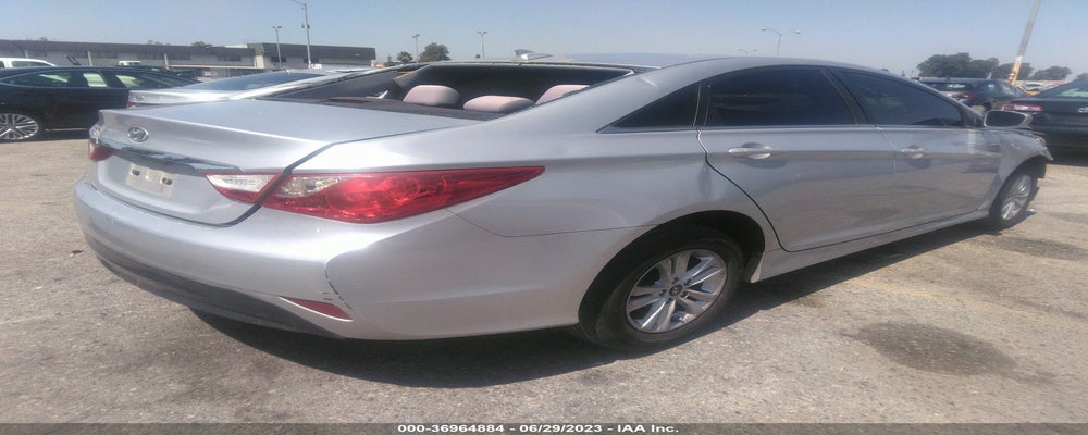 5NPEB4AC8EH925071 2014 HYUNDAI SONATA photo no. 4