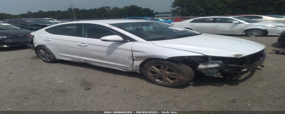 5NPD84LF7JH321880 2018 HYUNDAI ELANTRA photo no. 12