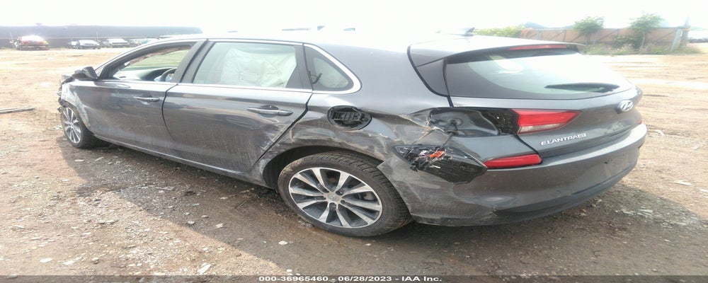 KMHH35LE4JU074560 2018 HYUNDAI ELANTRA GT photo no. 3