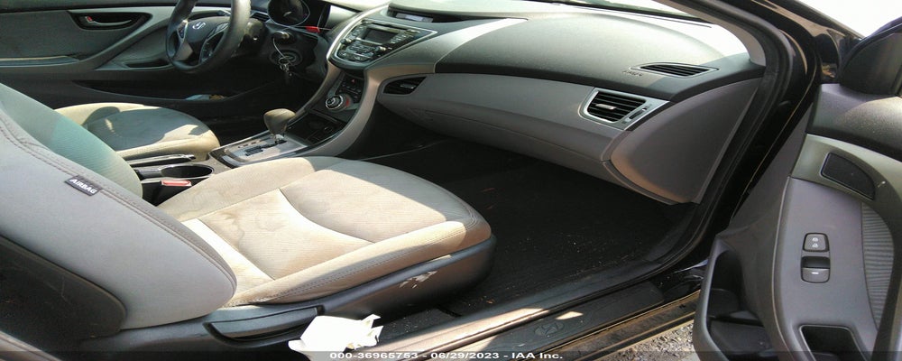 5NPDH4AE3DH354681 2013 HYUNDAI ELANTRA photo no. 5