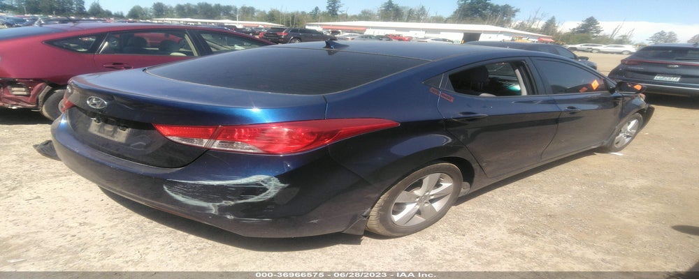 KMHDH4AE0DU682495 2013 HYUNDAI ELANTRA photo no. 4
