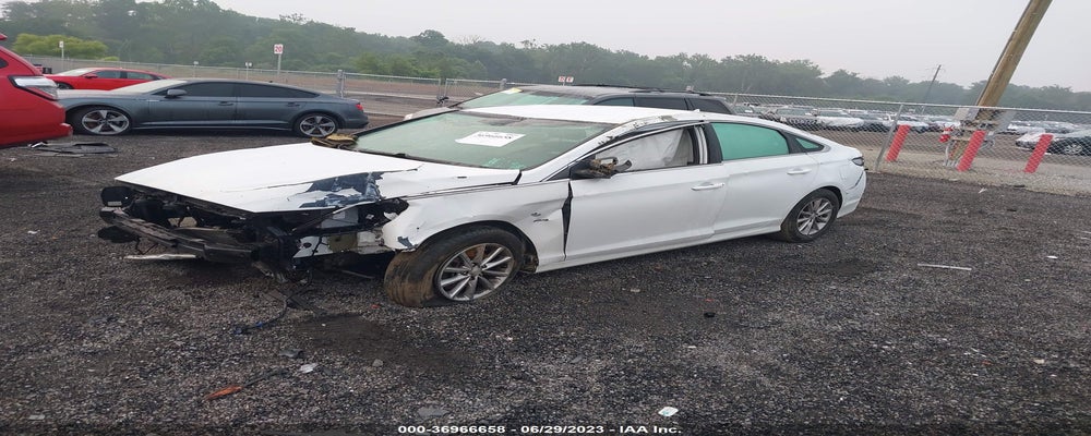 5NPE24AF1JH617695 2018 HYUNDAI SONATA photo no. 2