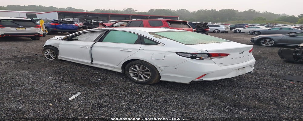 5NPE24AF1JH617695 2018 HYUNDAI SONATA photo no. 3