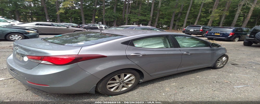 KMHDH4AE3FU300284 2015 HYUNDAI ELANTRA photo no. 4