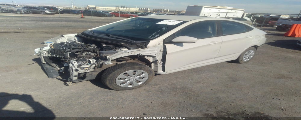 KMHCT4AE9GU104653 2016 HYUNDAI ACCENT photo no. 2