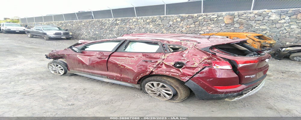 KM8J3CA21HU505218 2017 HYUNDAI TUCSON photo no. 3
