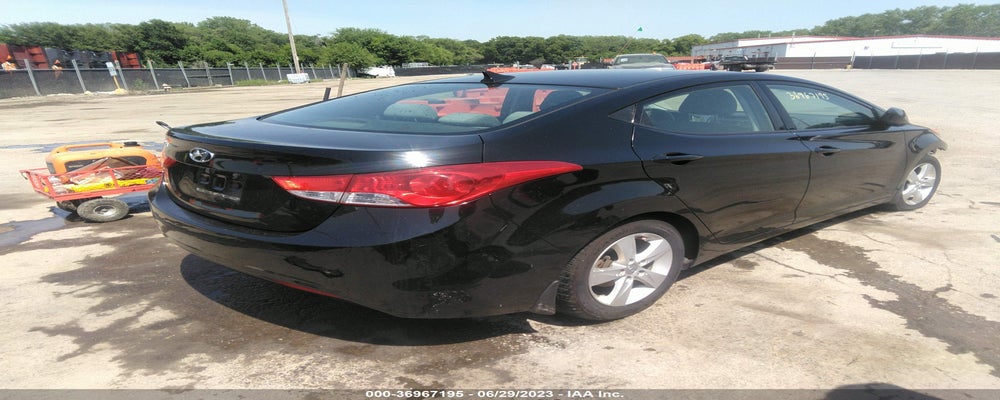 KMHDH4AE4DU668230 2013 HYUNDAI ELANTRA photo no. 4