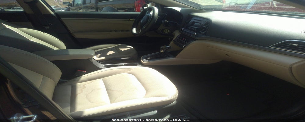 KMHD74LF4HU119710 2017 HYUNDAI ELANTRA photo no. 5