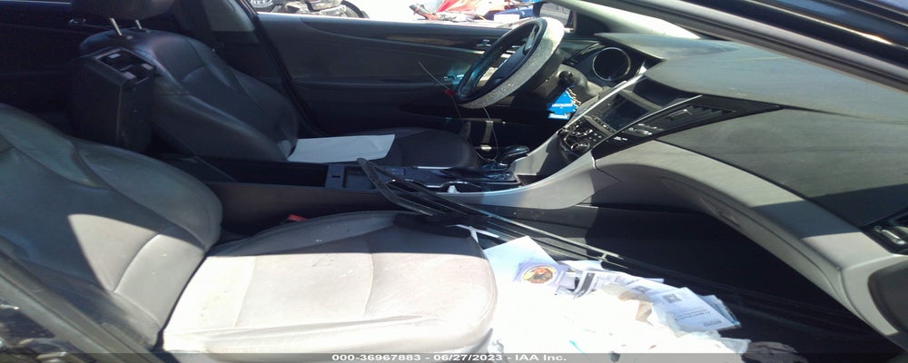 5NPEC4AC7BH123264 2011 HYUNDAI SONATA photo no. 5