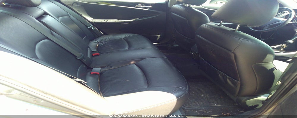 5NPEC4AC7BH242481 2011 HYUNDAI SONATA photo no. 8