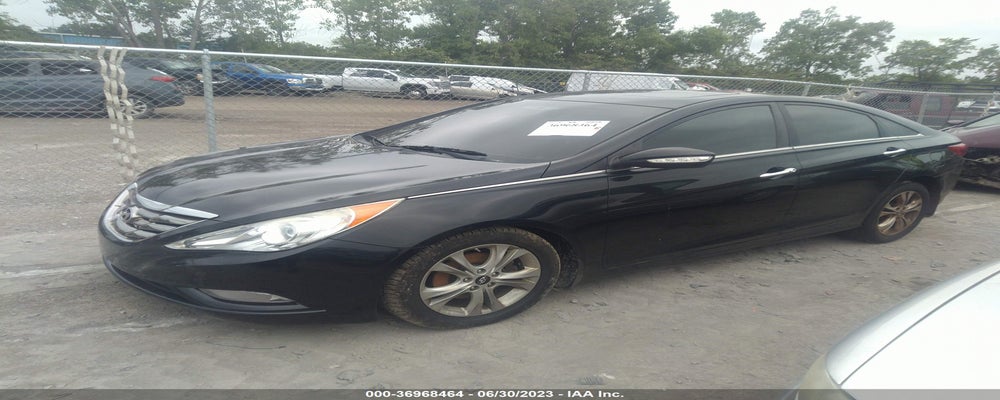 5NPEC4AC5BH304010 2011 HYUNDAI SONATA photo no. 2