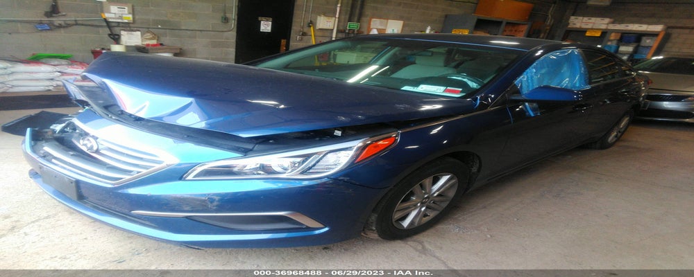5NPE24AF4HH567563 2017 HYUNDAI SONATA photo no. 2