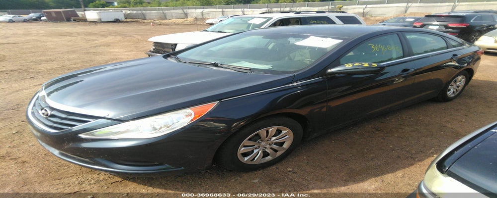 5NPEB4AC3BH282754 2011 HYUNDAI SONATA photo no. 2