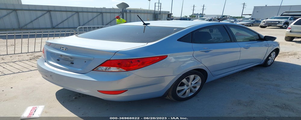 KMHCU4AE6CU228256 2012 HYUNDAI ACCENT photo no. 4