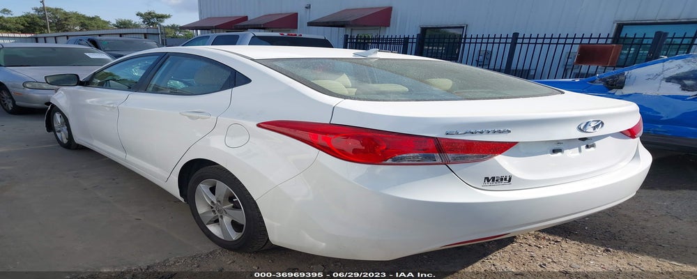5NPDH4AE4DH352034 2013 HYUNDAI ELANTRA photo no. 3