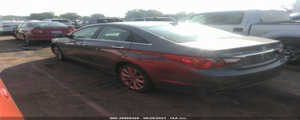5NPEC4AB1BH317909 2011 HYUNDAI SONATA photo no. 3