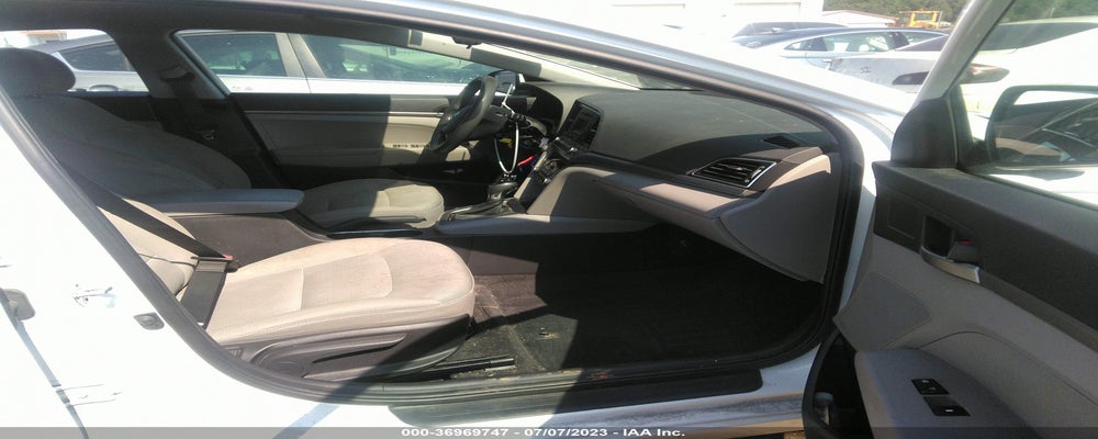5NPD74LF4HH154763 2017 HYUNDAI ELANTRA photo no. 5