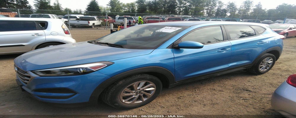 KM8J23A4XHU389490 2017 HYUNDAI TUCSON photo no. 2
