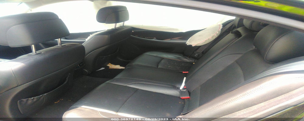 KMHGC4DD0DU256899 2013 HYUNDAI GENESIS photo no. 8