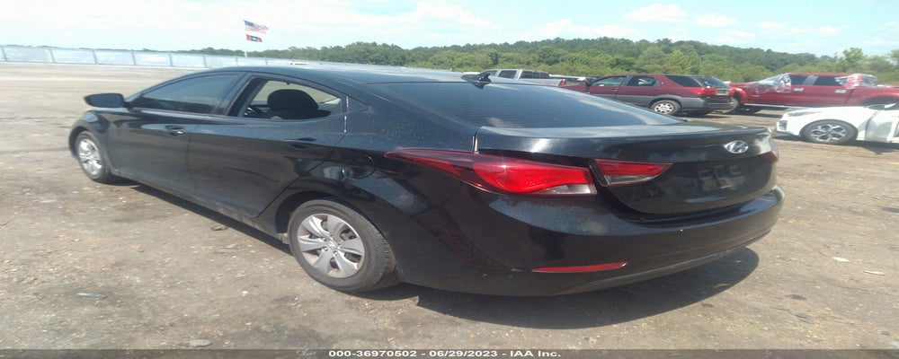 5NPDH4AE8GH715231 2016 HYUNDAI ELANTRA photo no. 3
