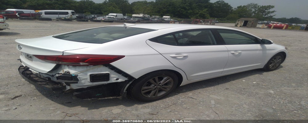 5NPD84LF8JH384664 2018 HYUNDAI ELANTRA photo no. 4