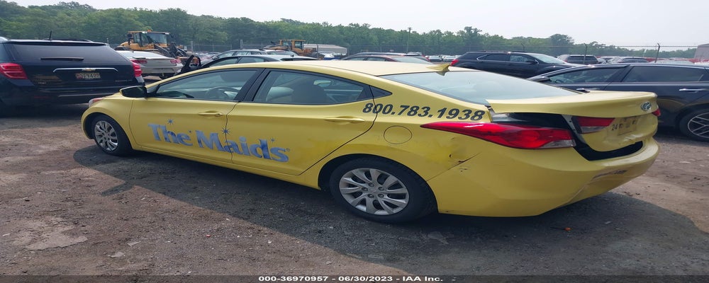 5NPDH4AEXDH312430 2013 HYUNDAI ELANTRA photo no. 3