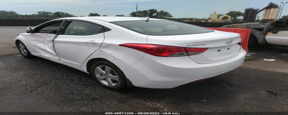 5NPDH4AE6DH240688 2013 HYUNDAI ELANTRA photo no. 3