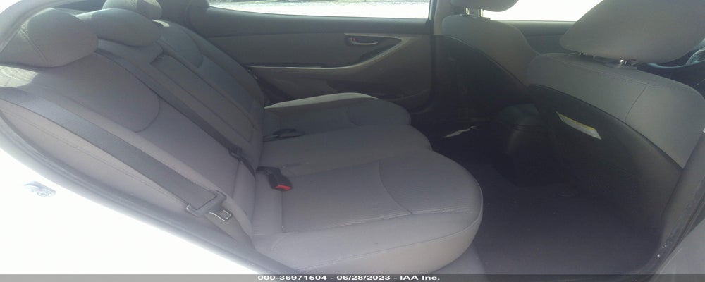 5NPDH4AE9GH772263 2016 HYUNDAI ELANTRA photo no. 8