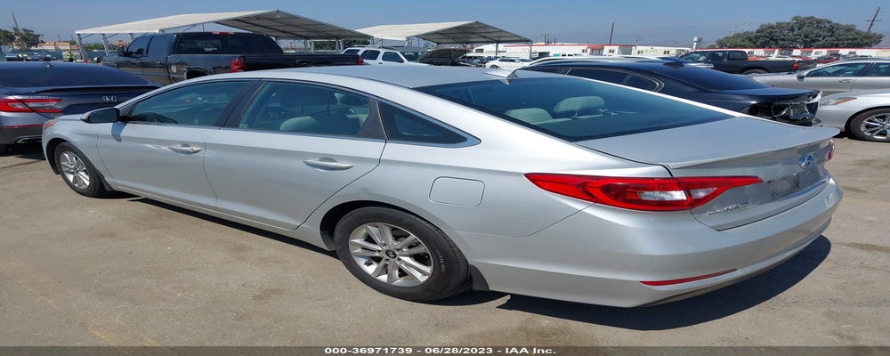 5NPE24AF8FH165252 2015 HYUNDAI SONATA photo no. 3