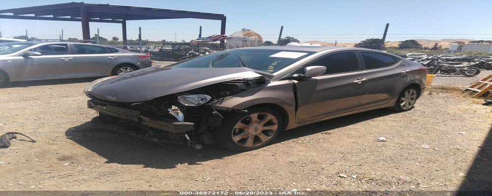 5NPDH4AE0DH387766 2013 HYUNDAI ELANTRA photo no. 2