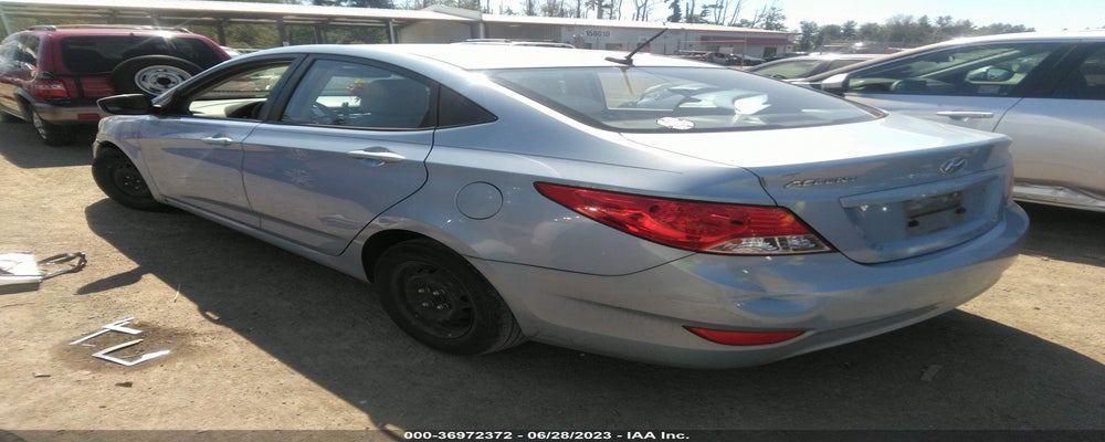 KMHCT4AE7DU329861 2013 HYUNDAI ACCENT photo no. 3