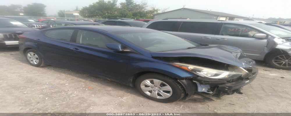 5NPDH4AE1GH704068 2016 HYUNDAI ELANTRA photo no. 2