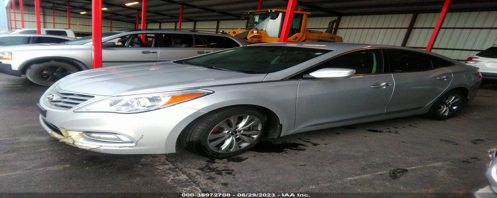 KMHFG4JG2DA321557 2013 HYUNDAI AZERA photo no. 2