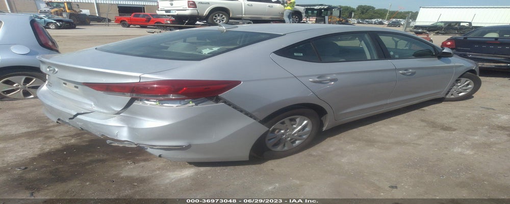 5NPD74LF1HH197473 2017 HYUNDAI ELANTRA photo no. 4