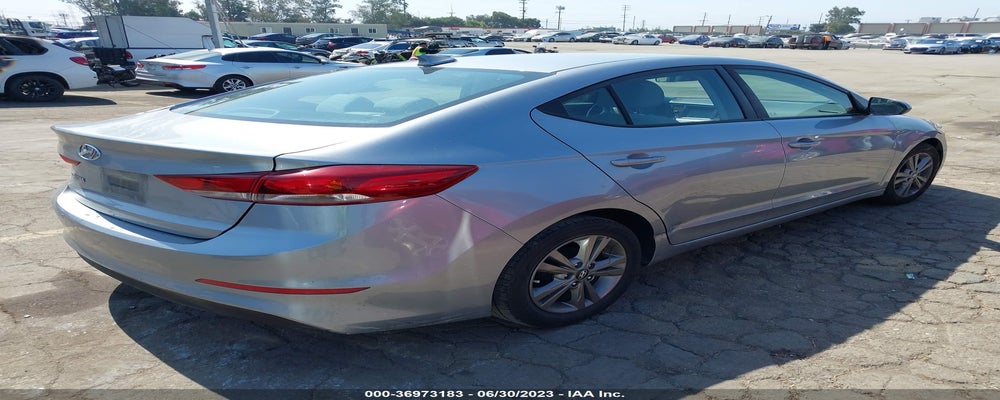 5NPD84LFXHH154201 2017 HYUNDAI ELANTRA photo no. 4