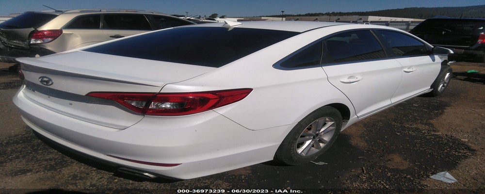 5NPE24AFXGH343762 2016 HYUNDAI SONATA photo no. 4