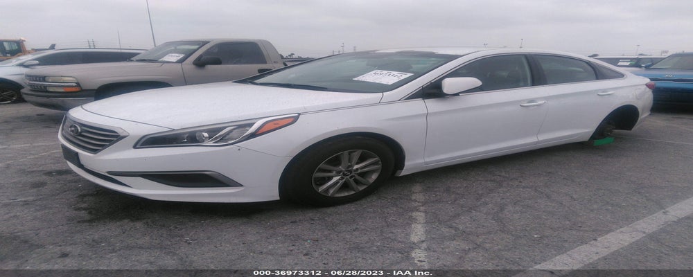 5NPE24AF8GH349110 2016 HYUNDAI SONATA photo no. 2