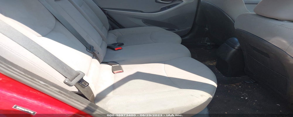 5NPDH4A3GH779743  2017 HYUNDAI ELANTRA photo no. 8