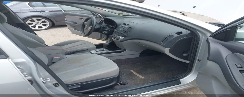KMHDU4AD7AU135237 2010 HYUNDAI ELANTRA photo no. 5