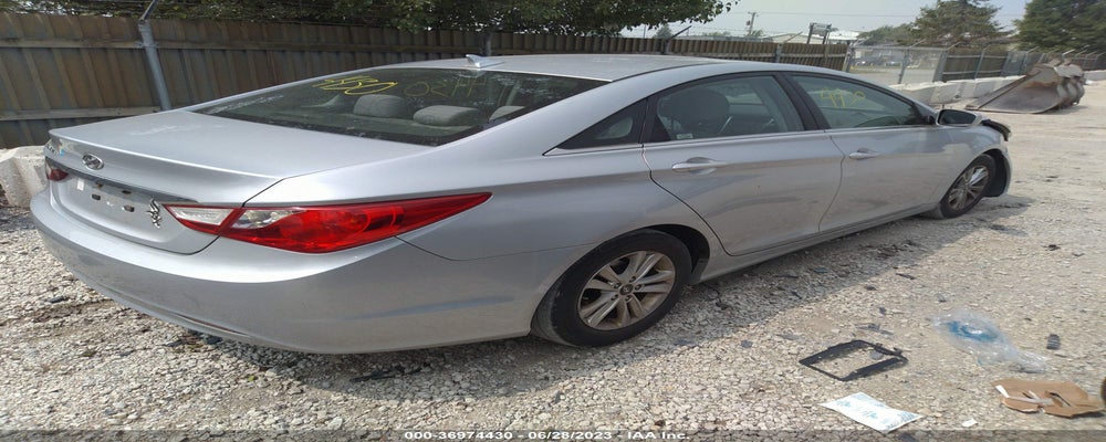 5NPEB4ACXBH118045 2011 HYUNDAI SONATA photo no. 4