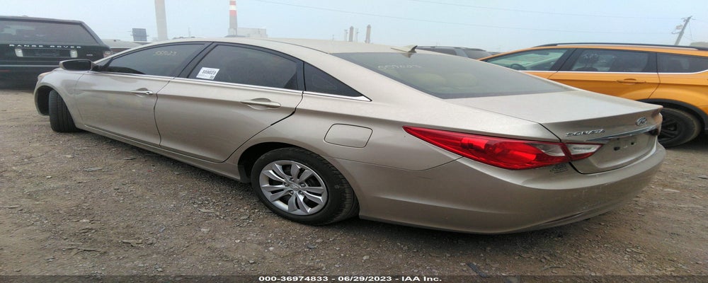 5NPEB4AC5BH072432 2011 HYUNDAI SONATA photo no. 3