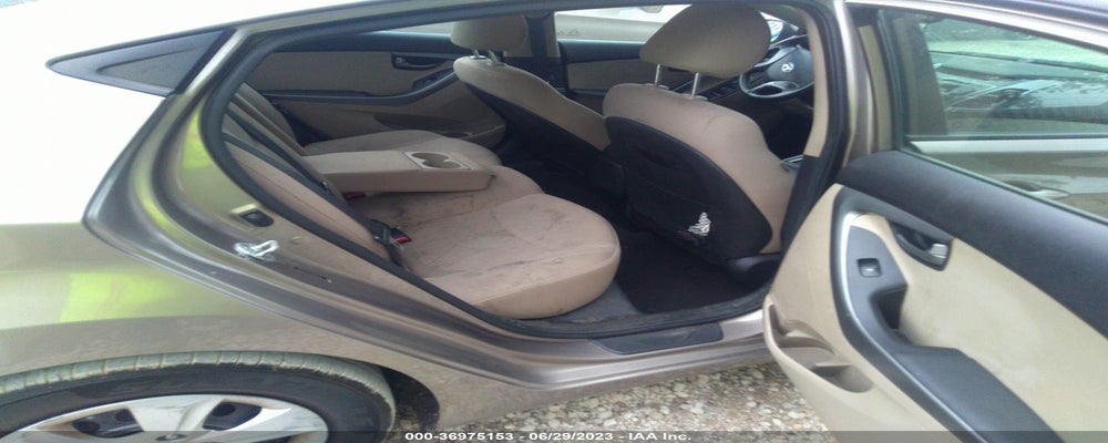 5NPDH4AE4GH693423 2016 HYUNDAI ELANTRA photo no. 8