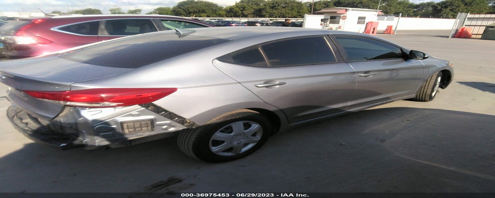 5NPD74LF3HH085029 2017 HYUNDAI ELANTRA photo no. 4