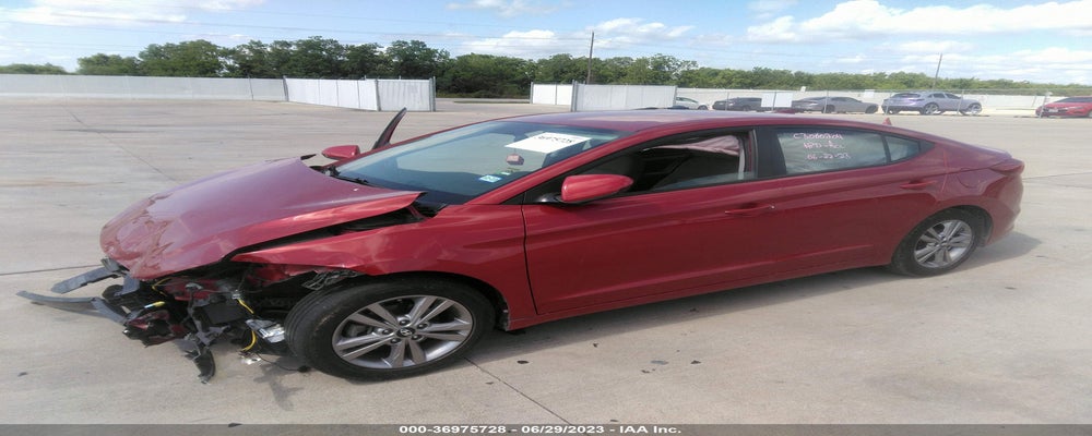 KMHD84LF0HU229828 2017 HYUNDAI ELANTRA photo no. 2