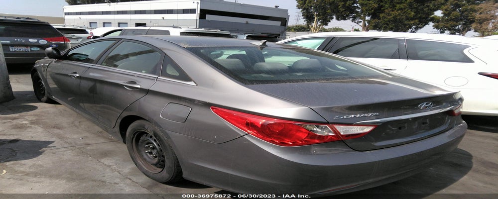 5NPEB4AC1BH289508 2011 HYUNDAI SONATA photo no. 3